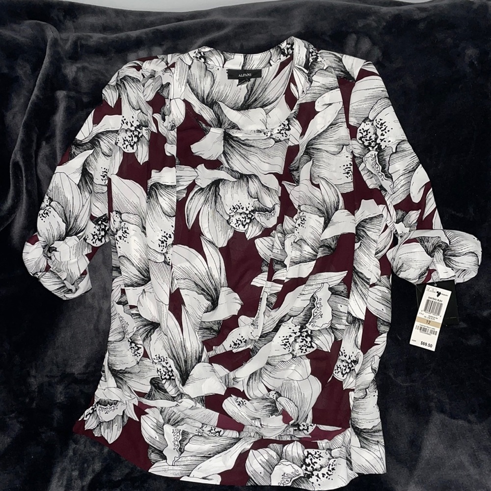 Floral Alfani blouse size 12.